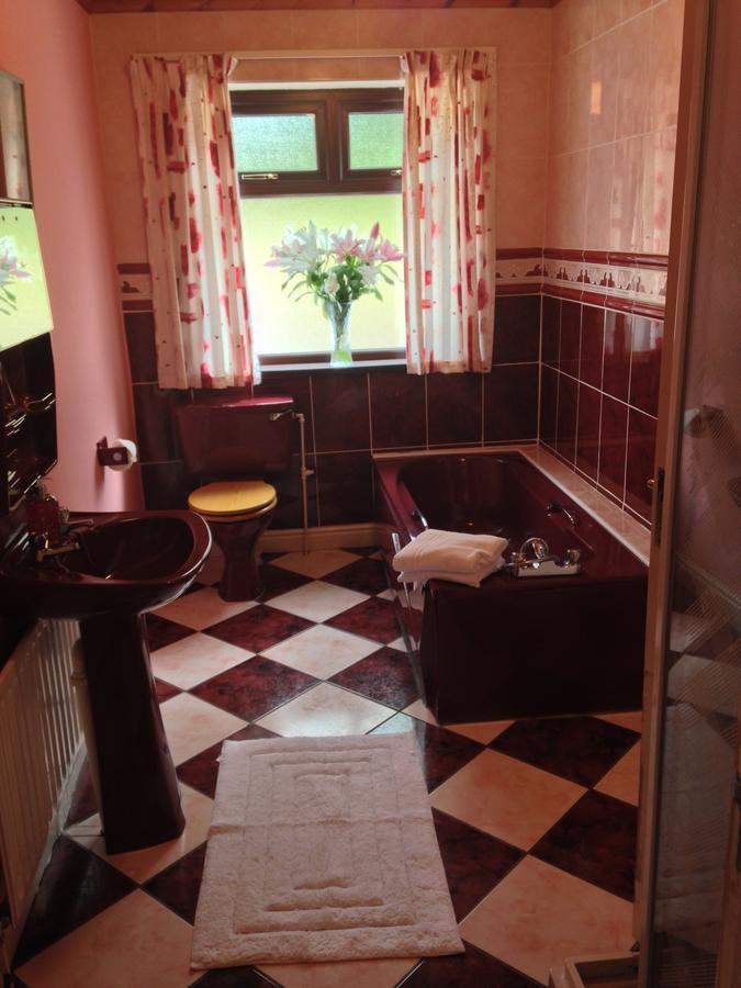Eriu Lodge Clifden Bagian luar foto